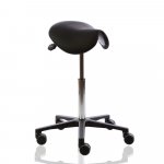 Kapea satulatuoli naisille Ergonea Fine musta nahka, kapeassa satulatuolissa tarjous hinta