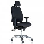 Työtuoli korkea selkänoja Pro 40 työtuolissa on vakiona niskatuki ja käsinojat